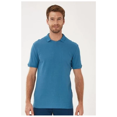 ORGANICATION Poloshirt aus Bio-Baumwolle mit V-Ausschnitt
