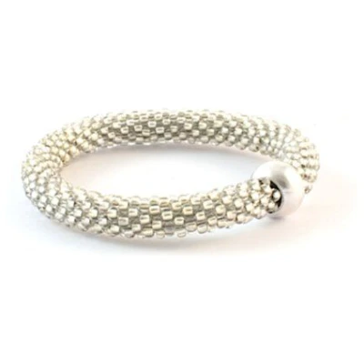 Sakiba Armband Connected
