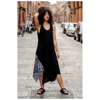 Sommerkleid Triangle - luftig & leicht - 100 % Bio-Baumwolle - asymmetrisch - fair in EU produziert - KOKOworld Print