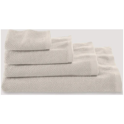 hessnatur Frottier-Handtuch mit Struktur aus Bio-Baumwolle - beige - Größe 30x50 cm