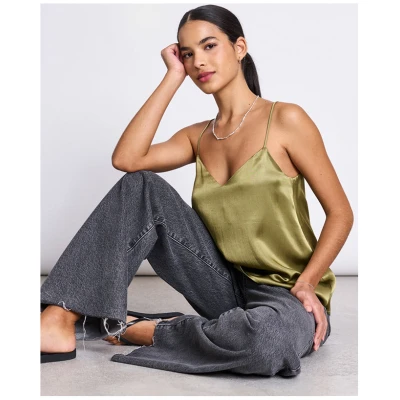 JAN 'N JUNE Damen vegan Slip Top Maud Woody OlivgrÃ¼n
