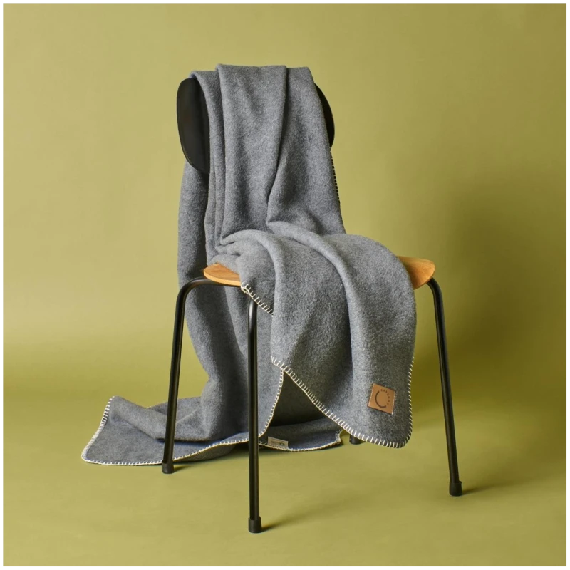 Kuscheldecke Anna Cuddle (Dunkelgrau)
