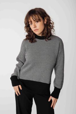 MELA Damen vegan Strickpullover Jacquard Faiza Schwarz / Cremefarbenes FischgrÃ¤tenmuster