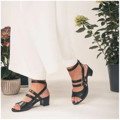 NAE Damen vegan Sandalen Devan Veganes Ã-ko-Leder Schwarz
