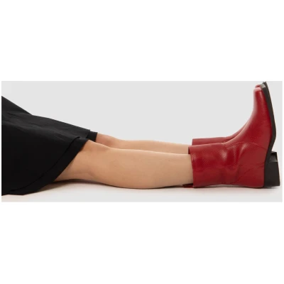 Prev Damen vegan Stiefel Karel Rubinrot