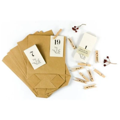 STUDIO KARAMELO DIY Adventskalender Set zum Basteln & Befüllen