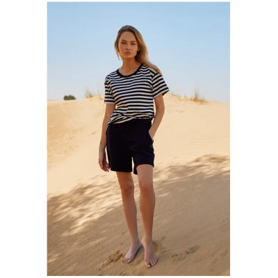 WOTE Damen vegan Sweatshorts Schwarz