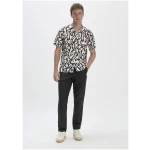 hessnatur Herren Resort Hemd Kurzarm Regular aus Bio-Baumwolle mit Leinen - schwarz - Größe XL (43/44)
