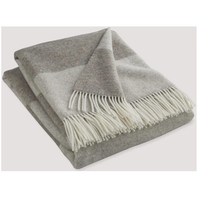 hessnatur Plaid LOKKO aus Bio-Lambswool - grau - Größe 130x180 cm