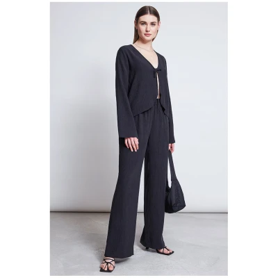 JAN 'N JUNE Damen vegan Hose Hava Crinkle Schwarz