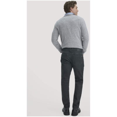 hessnatur Herren Jeans BEN Regular Straight BETTER RECYCLING aus Bio-Denim - schwarz - Größe 31/30