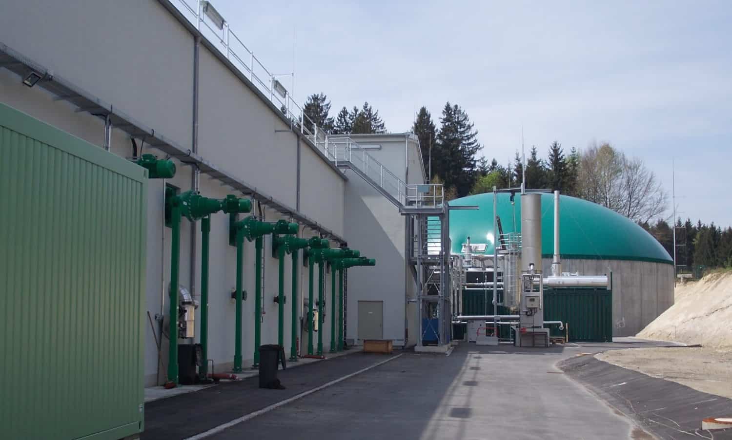 Die Kuppel der Biogasanlage der WGV in Quarzbichl